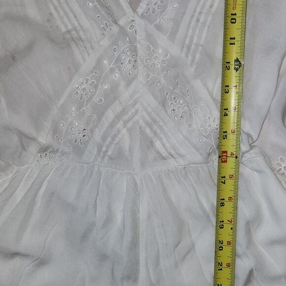 Society Amuse White Romper Women L Lace Button Closure Cover-Up - Picture 3 of 11